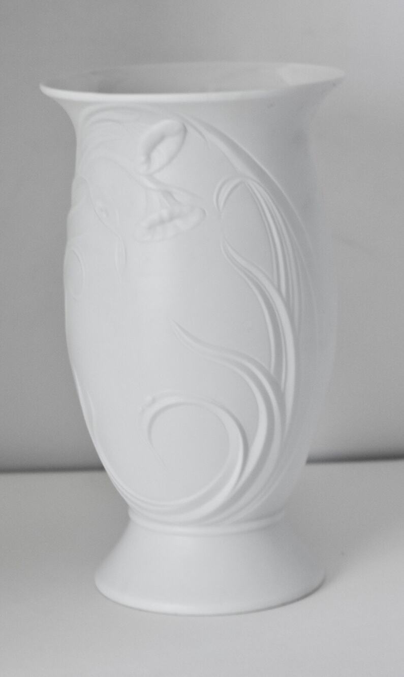 Modernist Seltmann Weiden Bavaria White Bisque Bavaria Ceramic 9" Vase